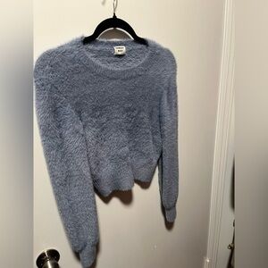 ARITZIA Sunday Best Blue fluffy cropped sweater S